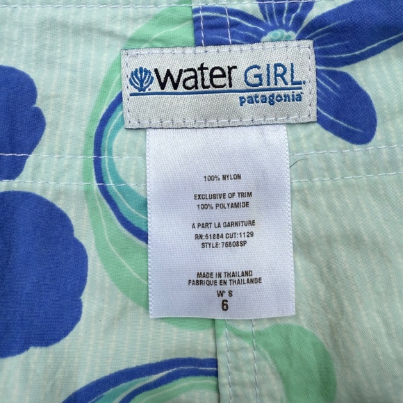 Patagonia Water Girl Board Shorts Hibiscus Floral Print Size 6 - Picture 3 of 4